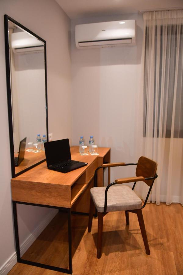 313 Boutique Hotel Tirana Extérieur photo