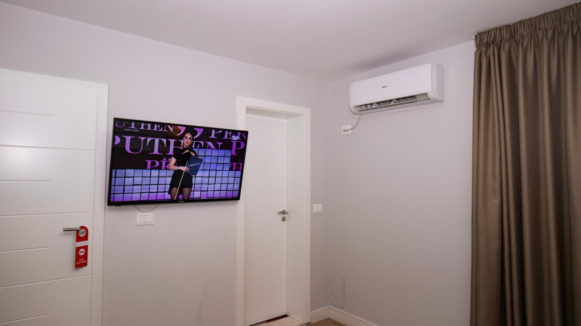 313 Boutique Hotel Tirana Extérieur photo