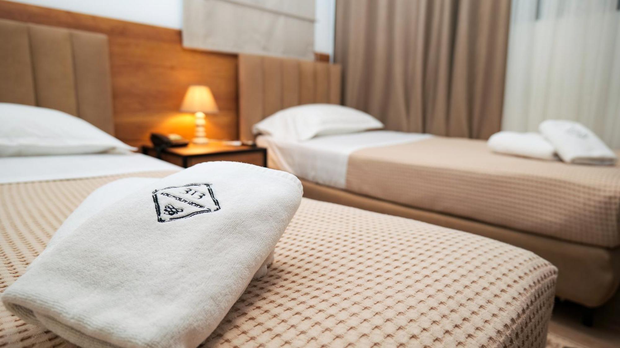 313 Boutique Hotel Tirana Extérieur photo