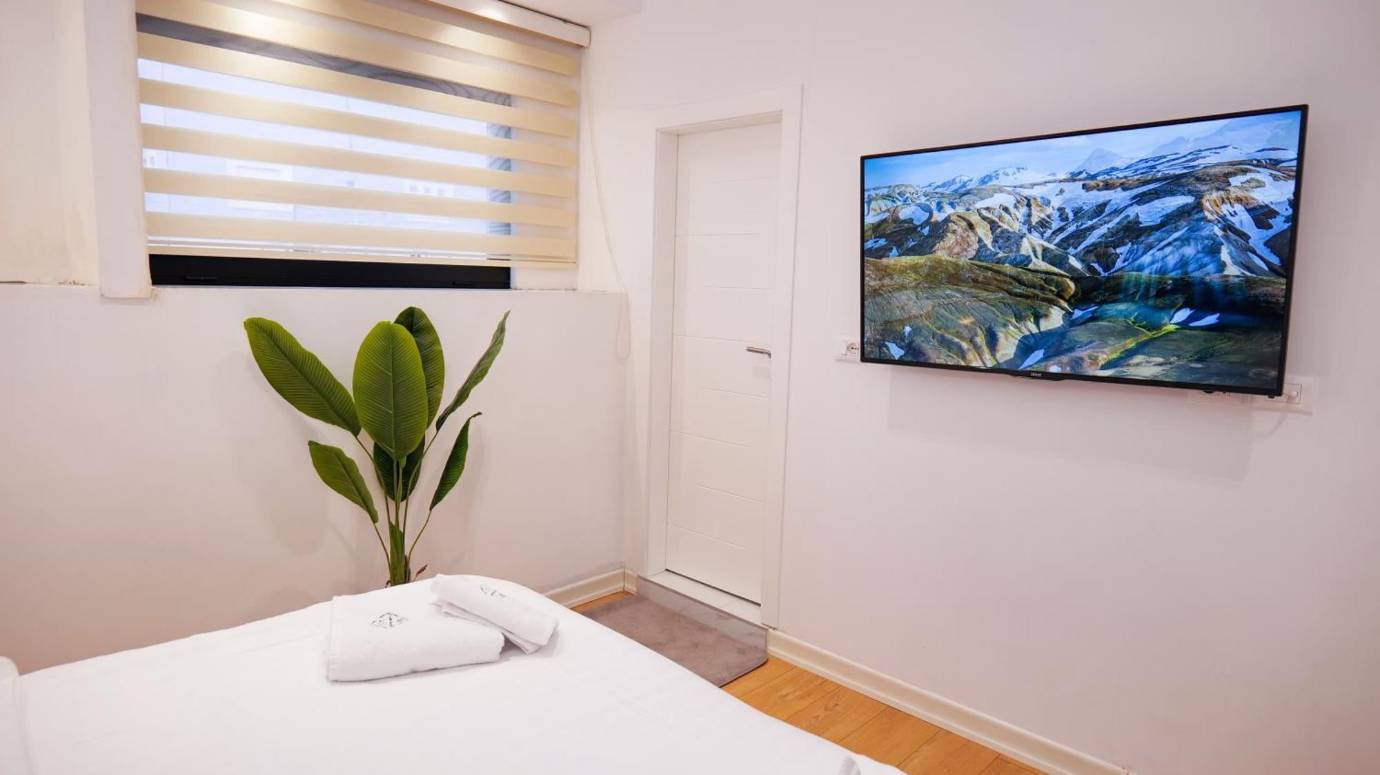 313 Boutique Hotel Tirana Extérieur photo
